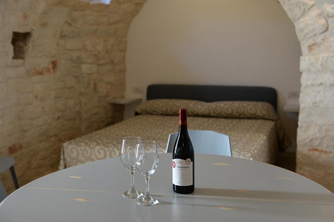 Trullo Vino & Amore アルベロベッロ エクステリア 写真